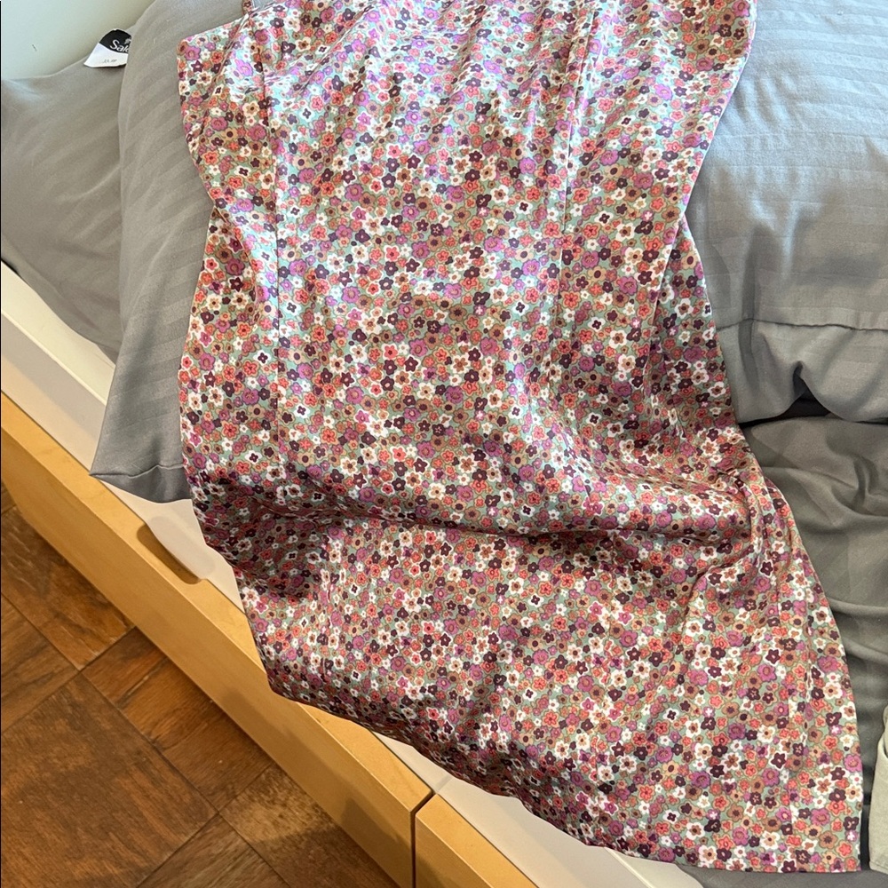 Aritzia Floral Mini Dress - Pink and White